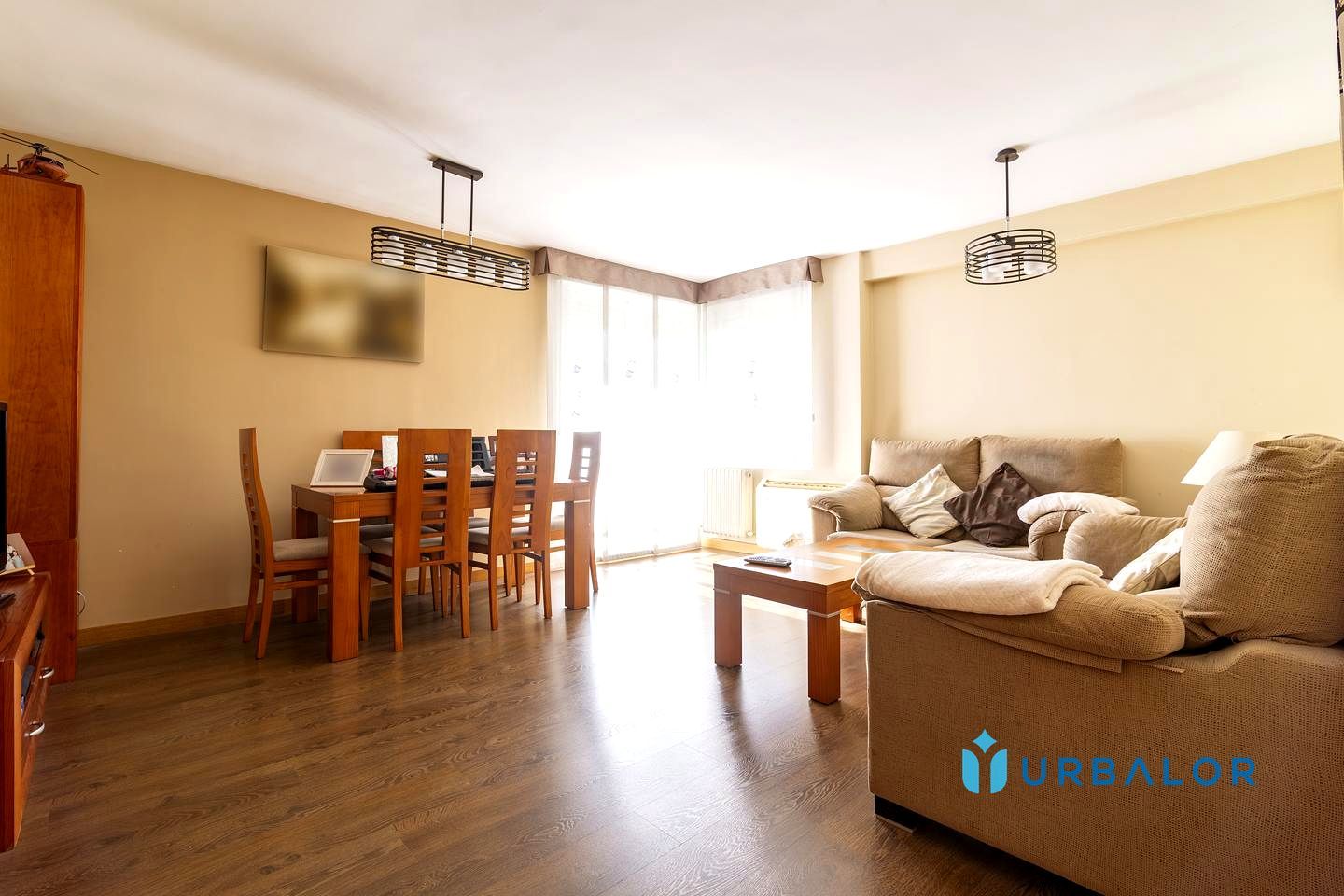 Sala d'estar de Pis en venda en Fuenlabrada amb Aire condicionat, Calefacció i Terrassa