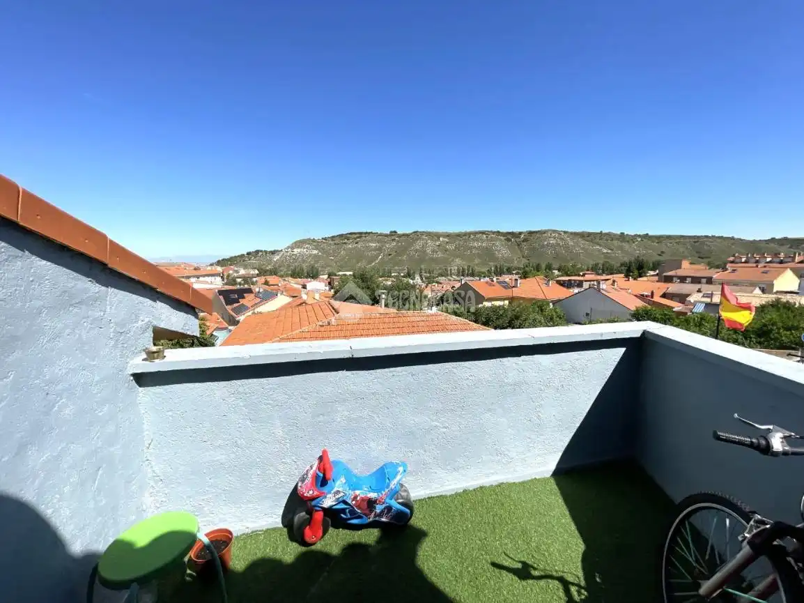 Terraza de Casa adosada en venta en Villalbilla con Jardín privado y Terraza