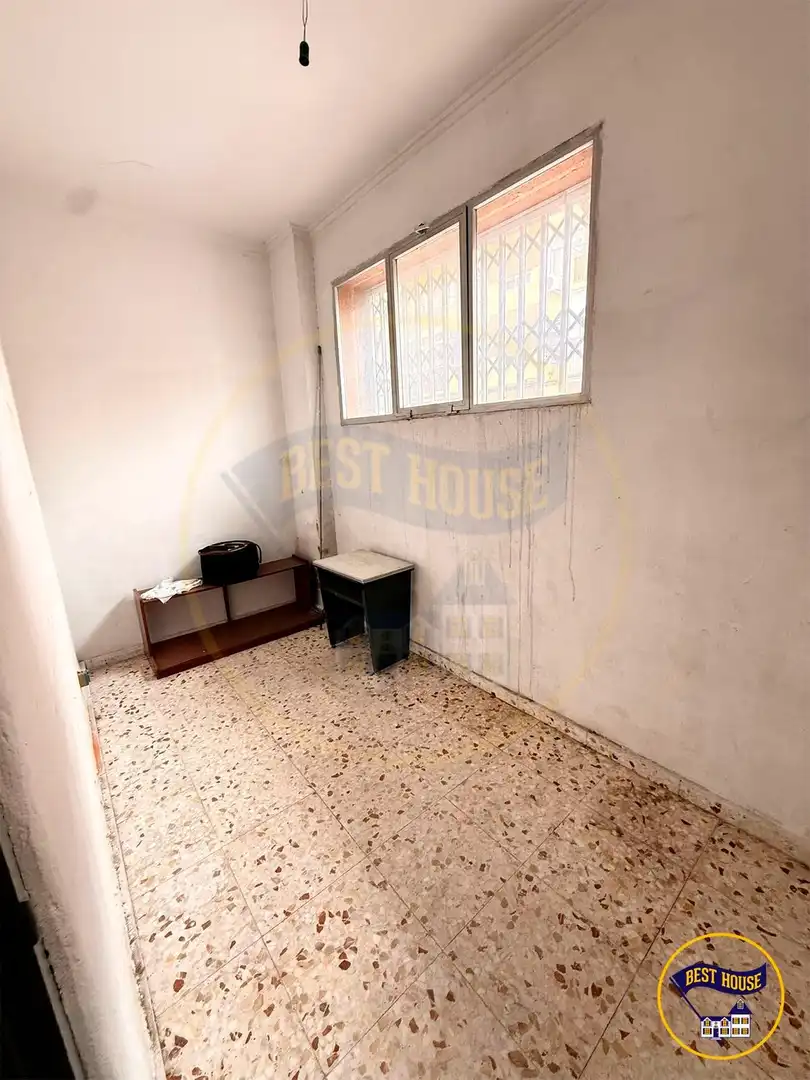 Local en venta en Calle de Barcelona, Reyes Católicos - Paseo San Antonio