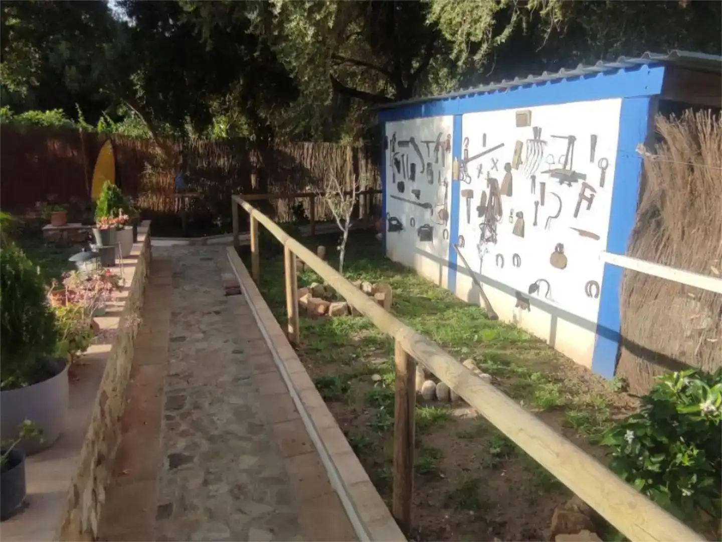 Jardín de Piso de alquiler en Tarifa con Aire acondicionado, Jardín privado y Amueblado