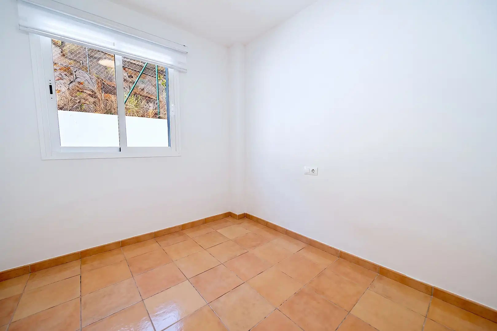 Habitación de Casa adosada en venta en Benalmádena con Aire acondicionado, Terraza y Trastero