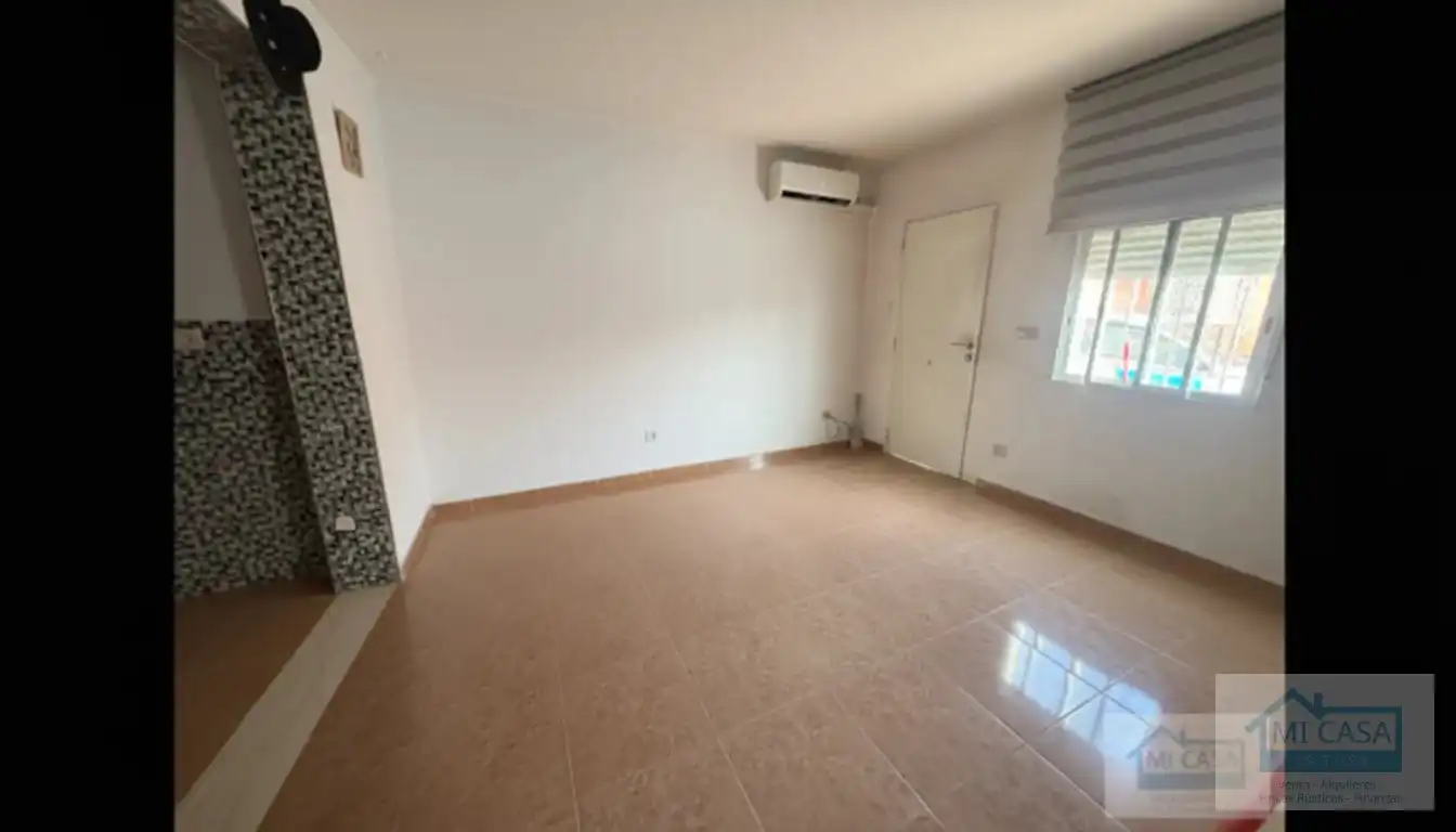 Houses for sale in Láchar  with Furnished