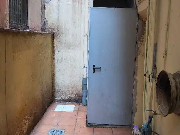 Local en venta en Barcelona con Calefacción