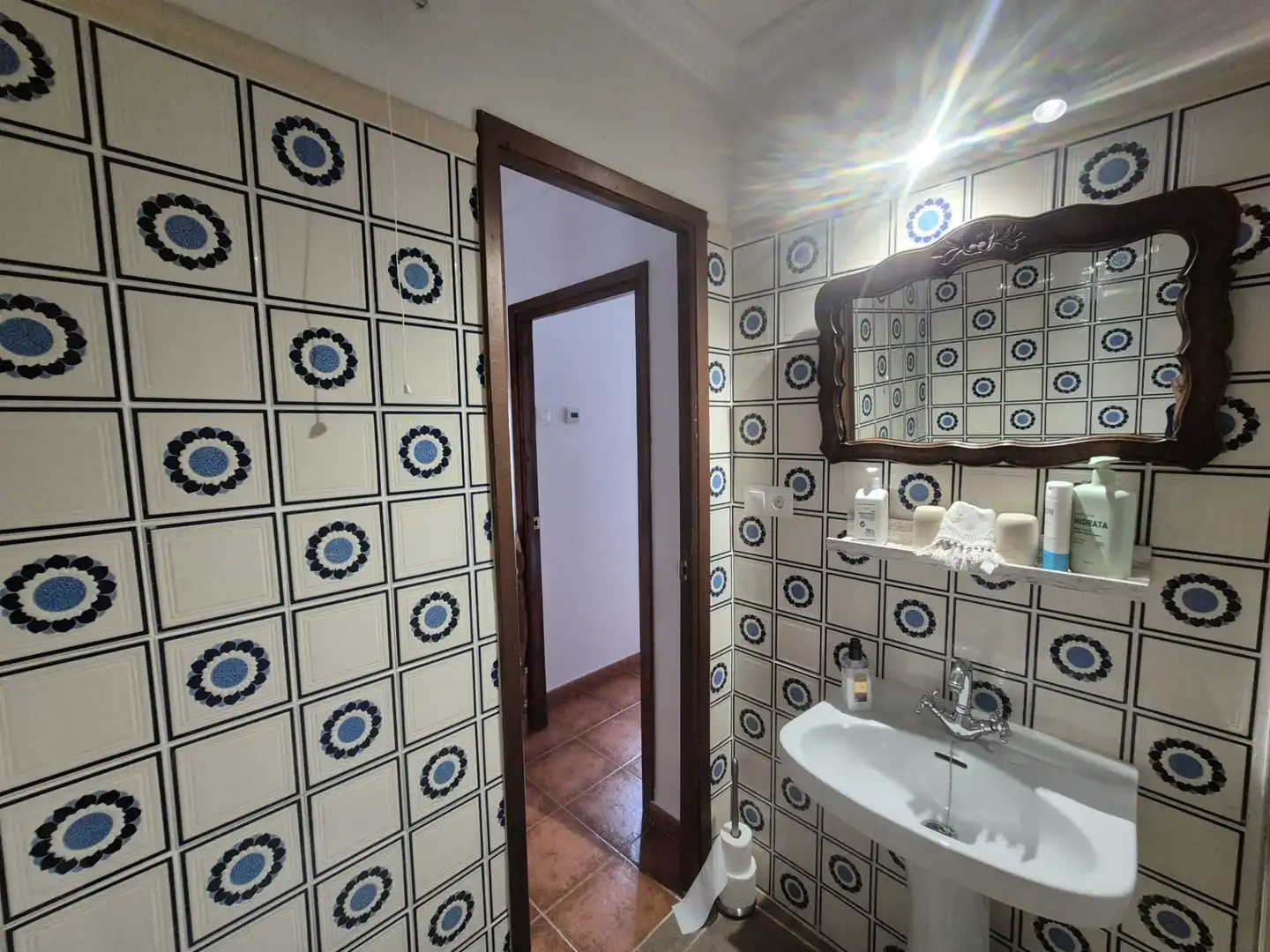 Bathroom of Houses for sale in Guaro  with Air Conditioner, Terrace and Furnished