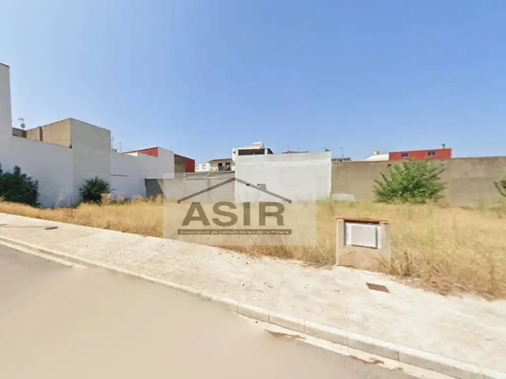 Terreno residencial en venta en Calle Carles Carbonell, imagen 4