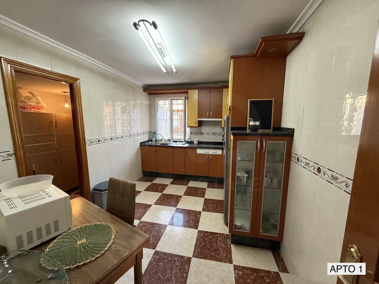 Cocina de Edificio en venta en León Capital 