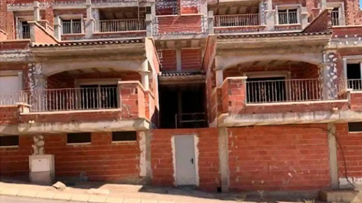 Vista exterior de Edifici en venda en Águilas
