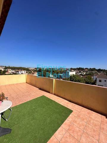 Casa-chalet en Venta en ripolles en Els Pallaresos