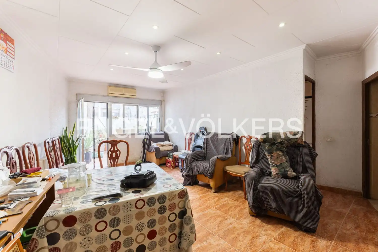 Houses for sale in Valencia  with Heating