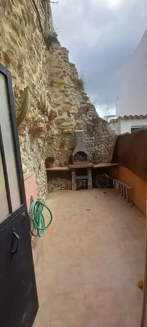 Terrassa de Casa adosada en venda en Torre Alháquime amb Aire condicionat i Balcó