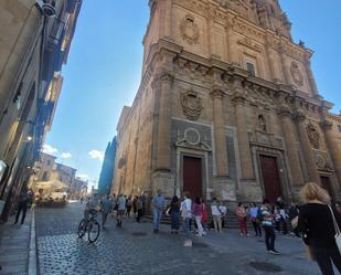 Vista exterior de Àtic en venda en Salamanca Capital amb Terrassa