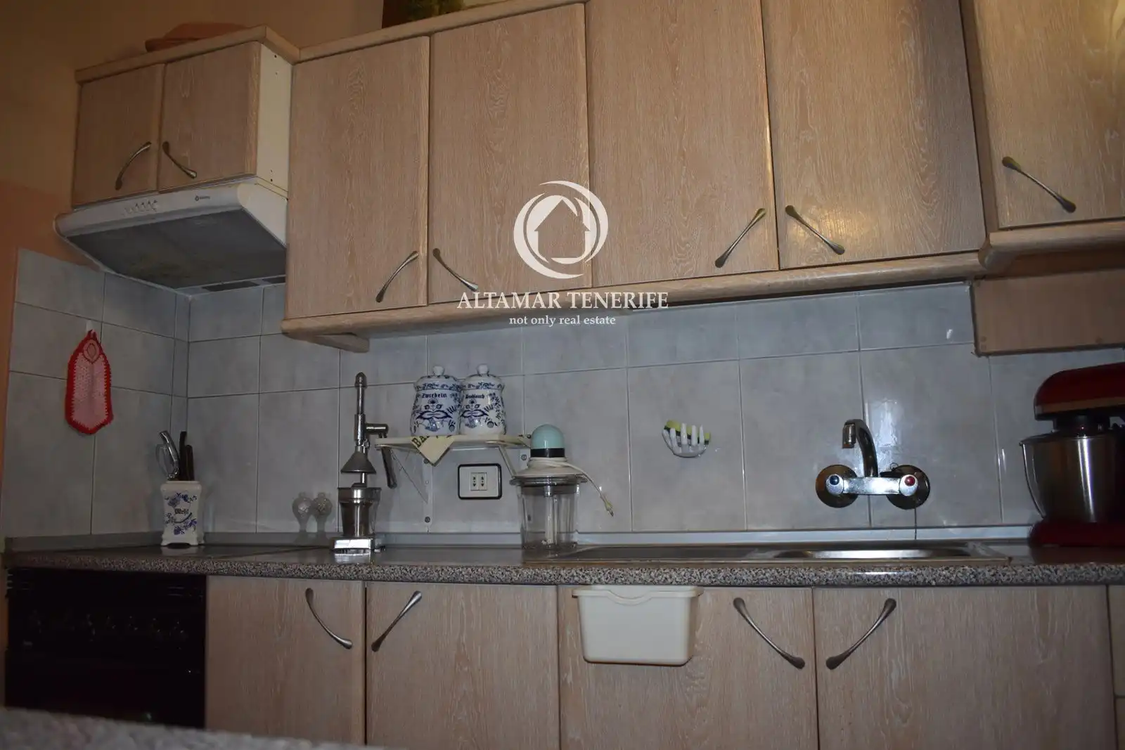 Cuina de Casa o xalet en venda en Icod de los Vinos amb Terrassa, Traster i Moblat