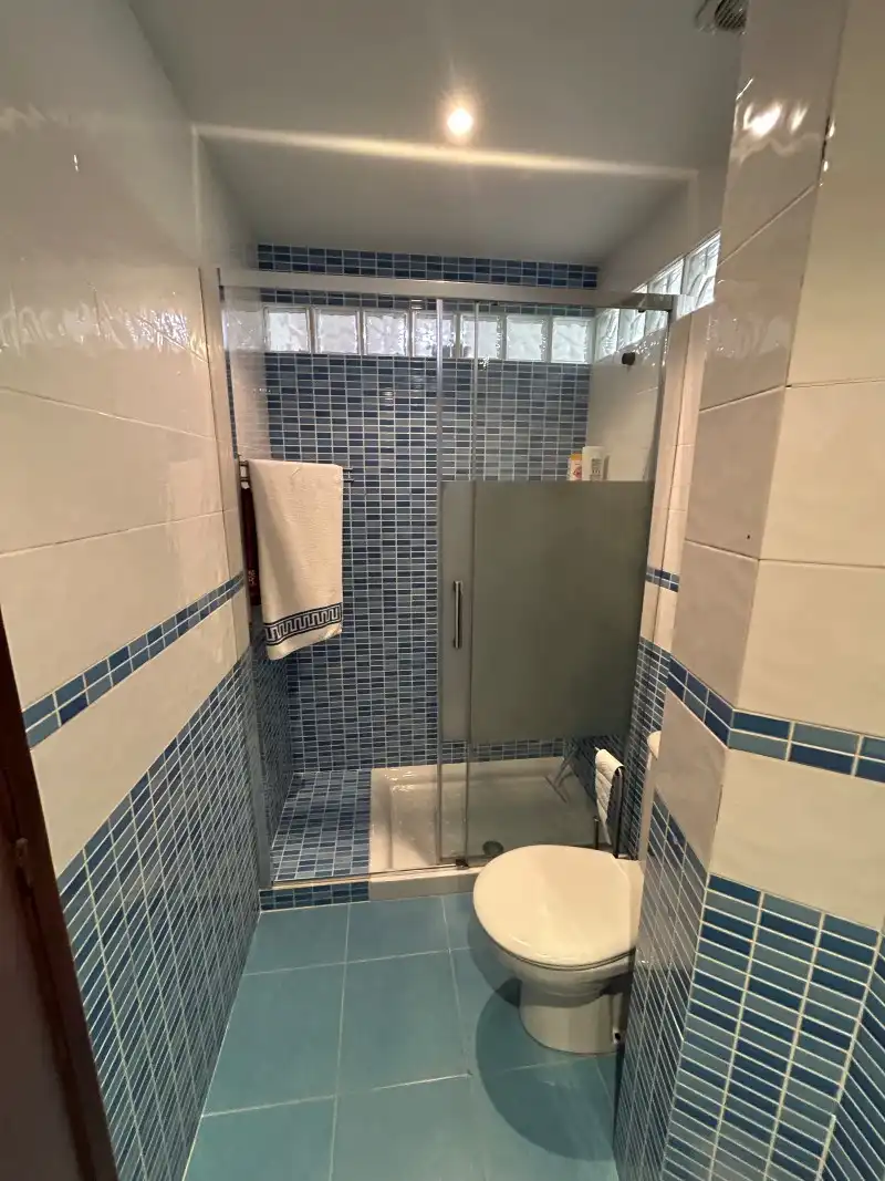 Bathroom of Apartments for sale in Miramar  with Air Conditioner, Terrace and Furnished