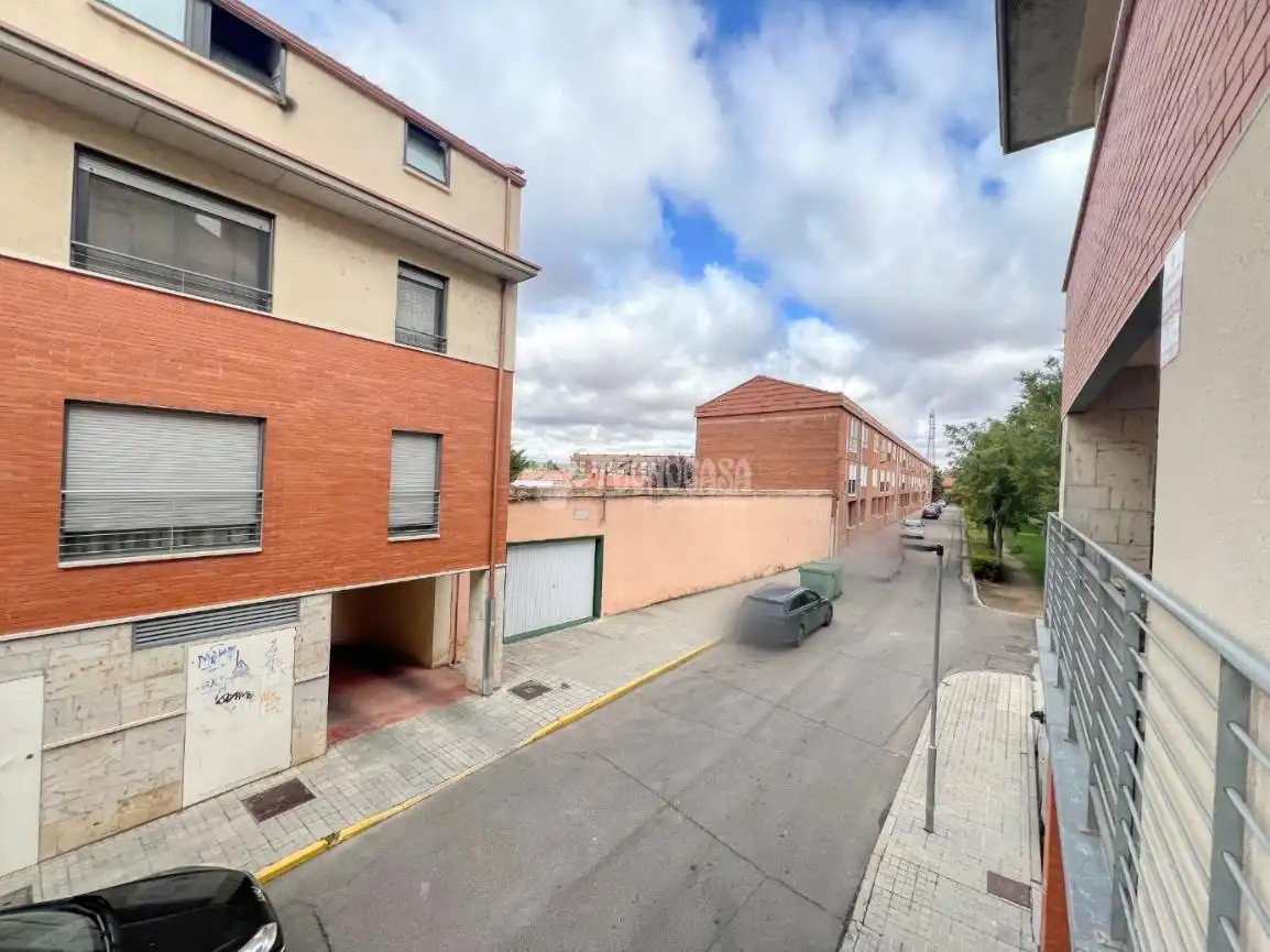 Exterior view of Flat for sale in Cabezón de Pisuerga, Valladolid