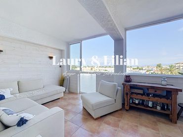 Appartement compact avec piscine à vendre à Sant Maurici