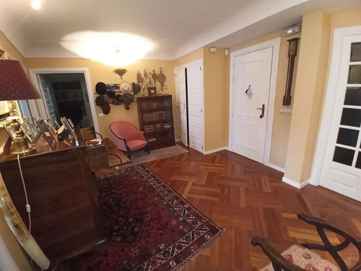 Wohnung zum Verkauf in Burgos mit Heizung und Parkett