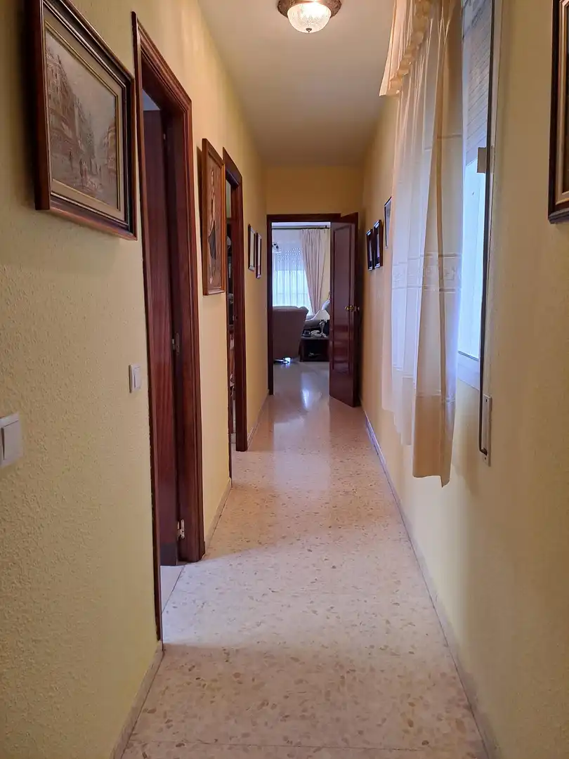 Pis de lloguer en Dos Hermanas amb Aire condicionat, Calefacció i Terrassa