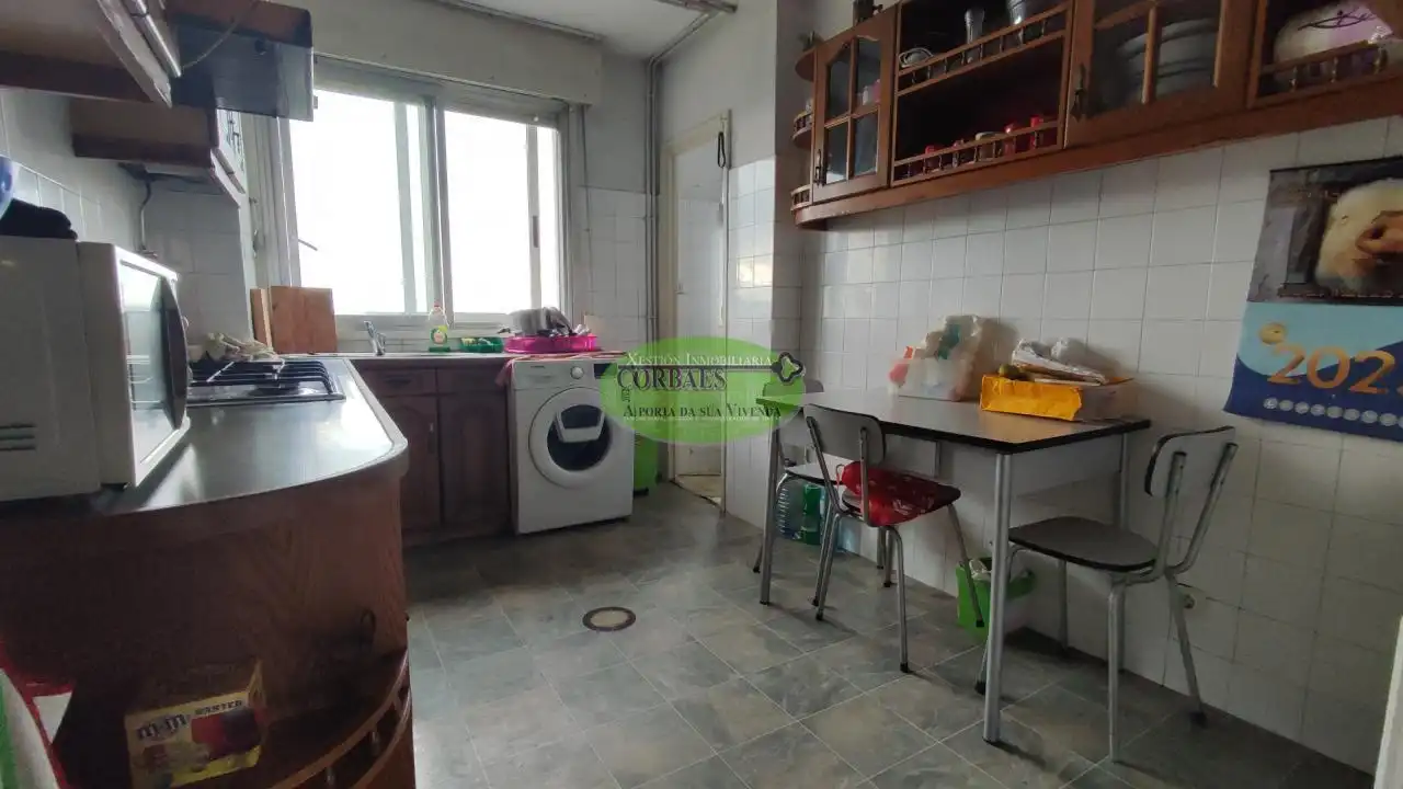 Cocina de Piso en venta en O Carballiño   con Calefacción, Parquet y Trastero