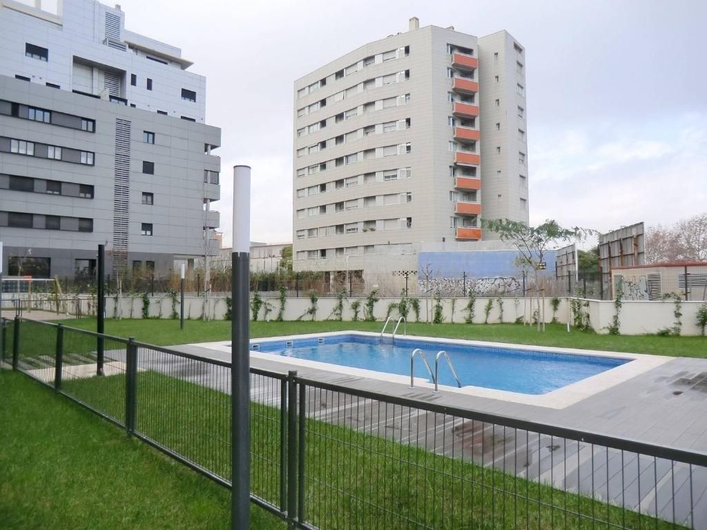 Swimming pool of Flat to rent in  Valencia Capital  with Private garden, Balcony and Community pool