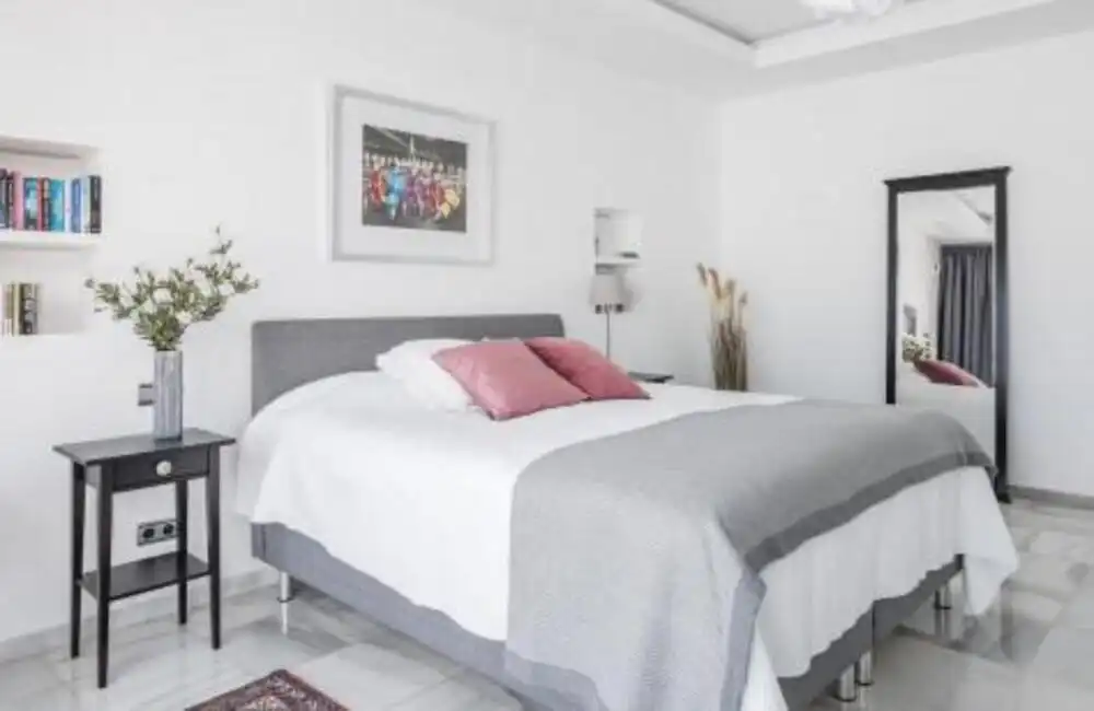Bedroom of Apartments for rent in Marbella  with Private garden, Terrace and Swimming Pool