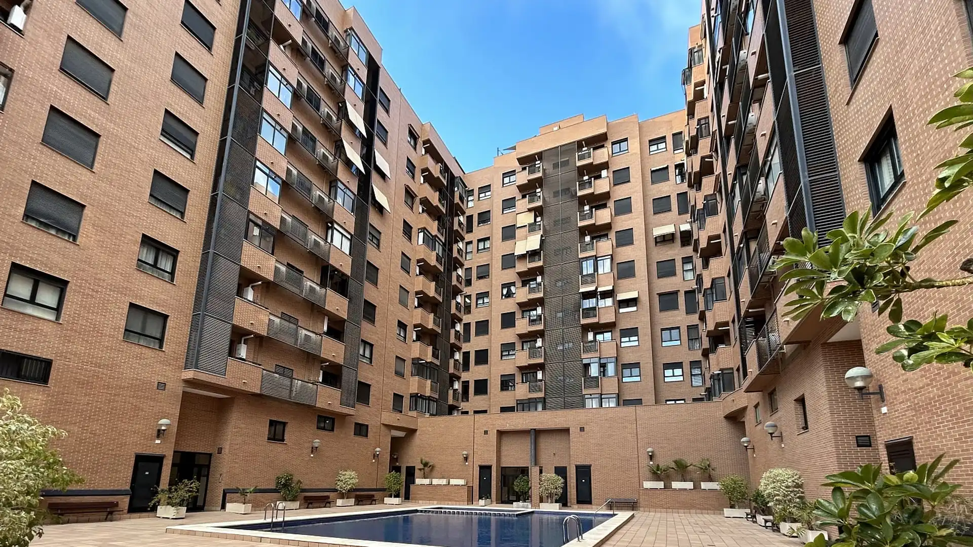 Exterior view of Apartments for sale in Alicante / Alacant  with Air Conditioner, Terrace and Balcony