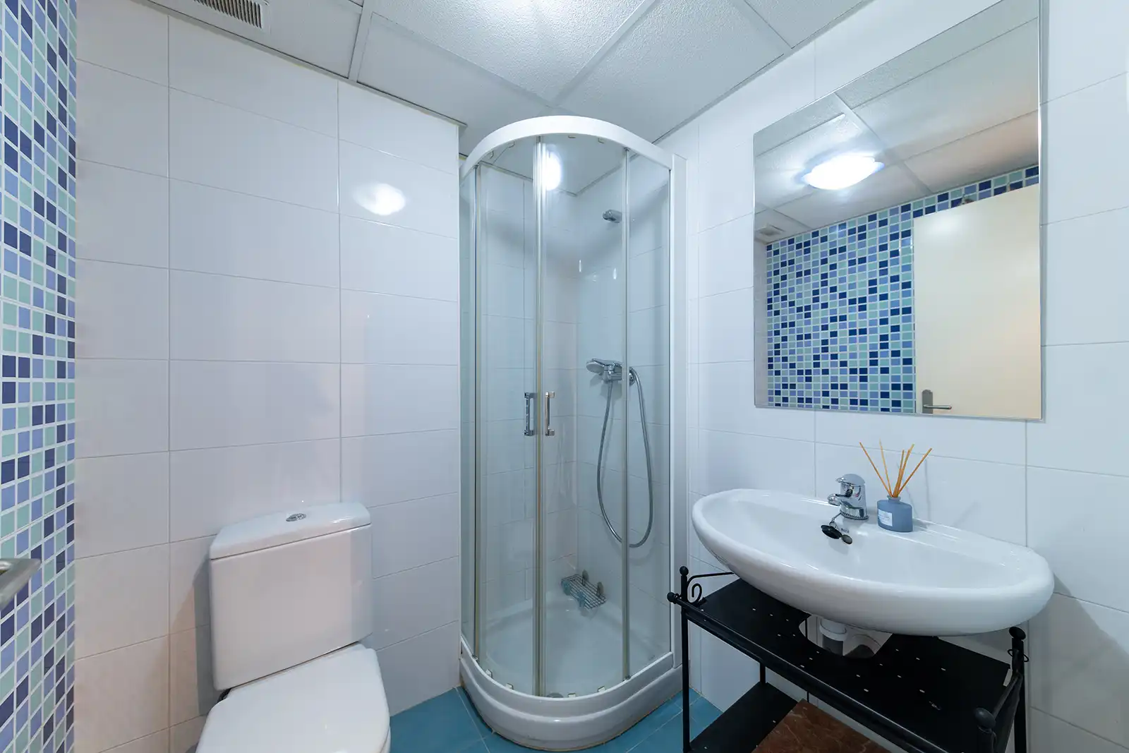 Baño de Piso de alquiler en Las Rozas de Madrid con Aire acondicionado, Calefacción y Terraza