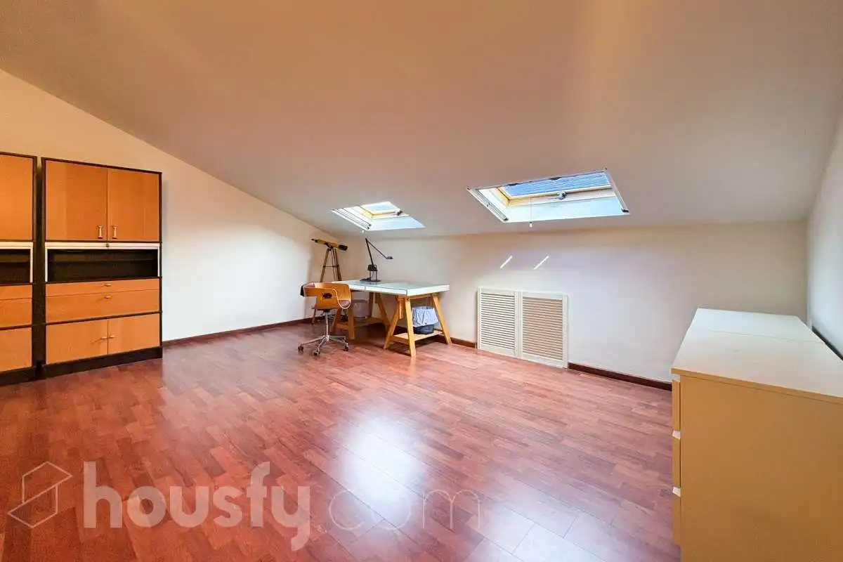 Casa o chalet en venta en Girona con Aire acondicionado, Calefacción y Jardín privado