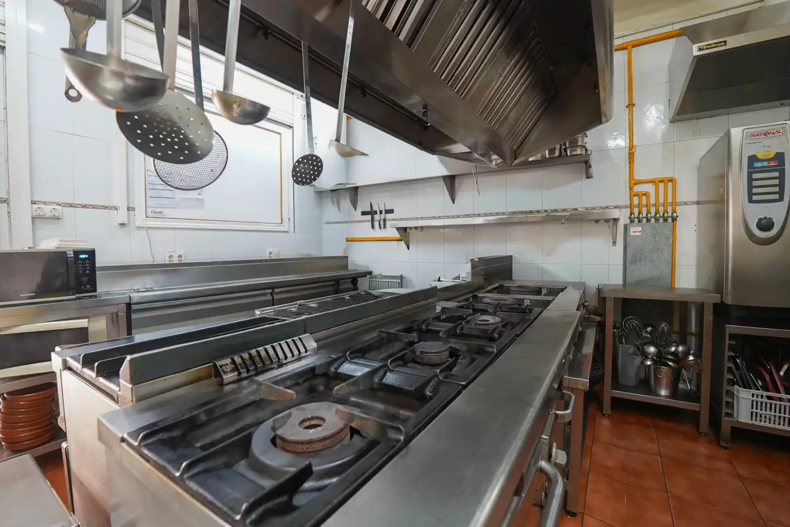 Business premises for sale in Carrer de Montserrat Caballé, imagen 24