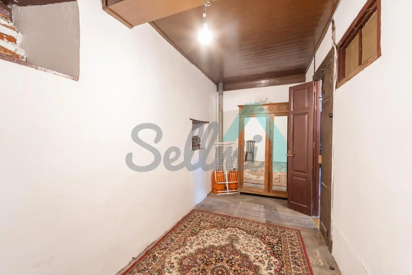 Casa adosada en venta en Quirós con Parquet y Trastero