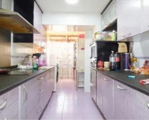 Kitchen of Flat for sale in Móstoles  with Air Conditioner, Heating and Parquet flooring