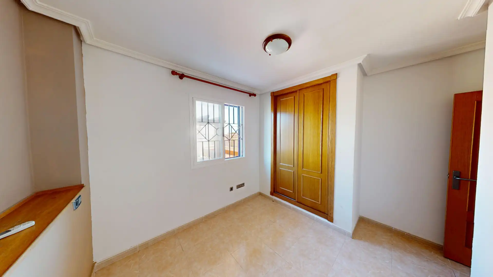 Bedroom of Flat for sale in Torrevieja  with Air Conditioner, Terrace and Community pool