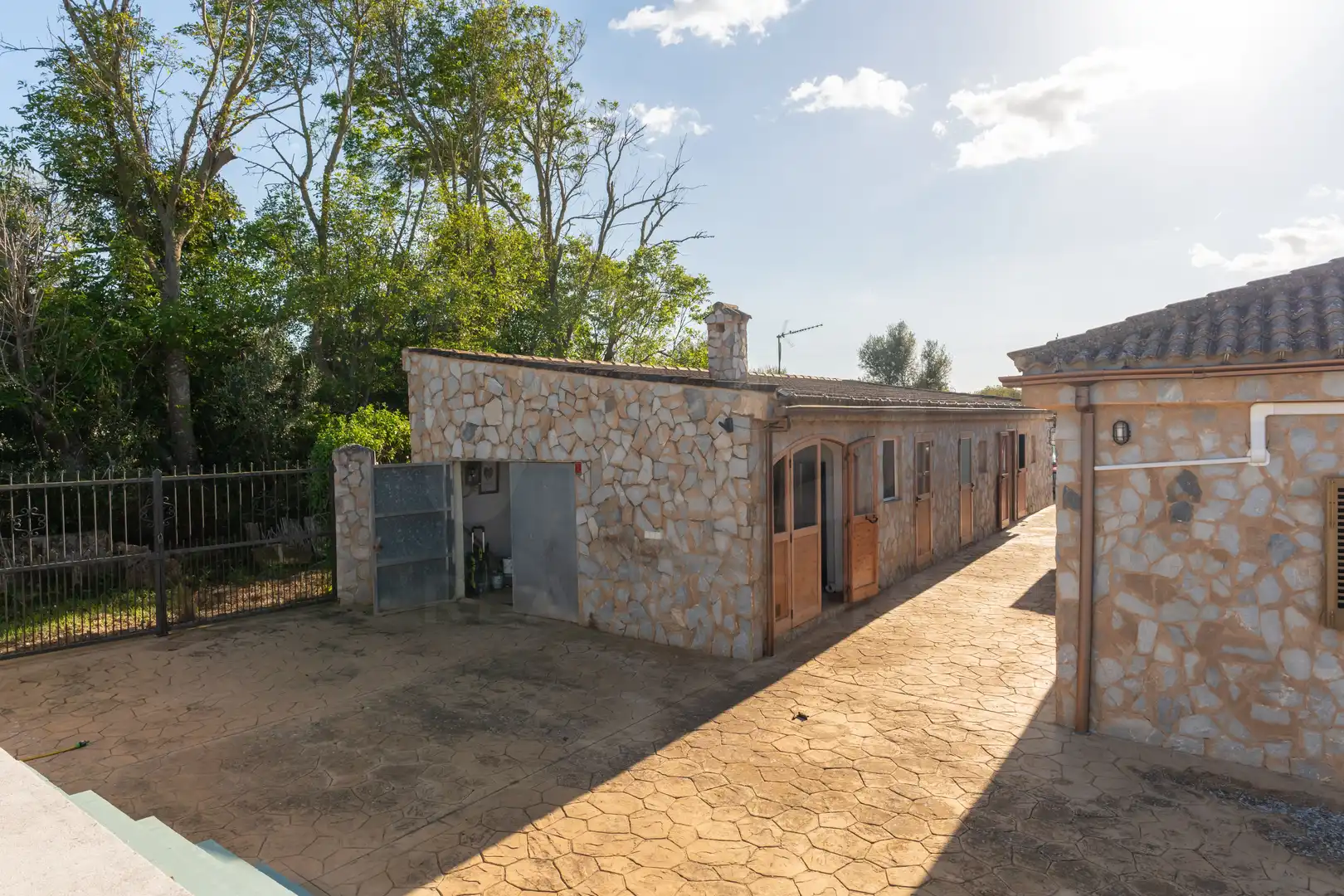 Vista exterior de Casa o xalet en venda en Santa Eugènia amb Aire condicionat, Calefacció i Terrassa