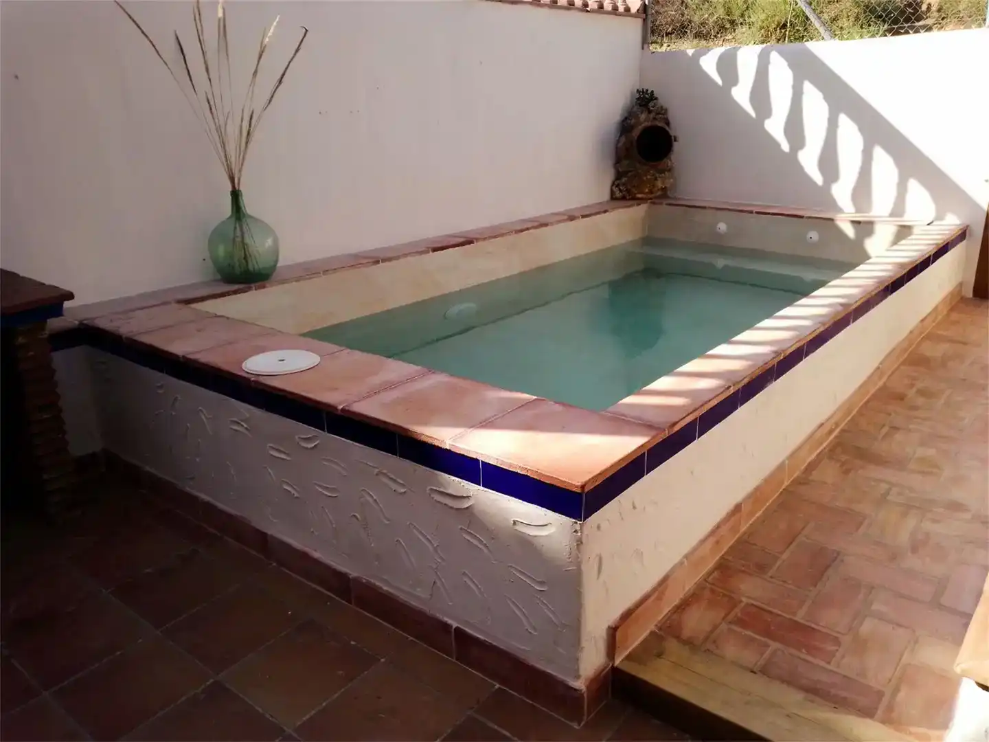 Piscina de Casa adosada en venda en Benalúa, Granada