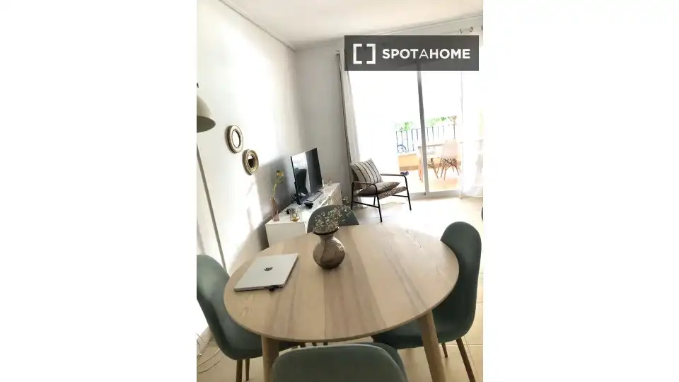 Room in S'Estanyol