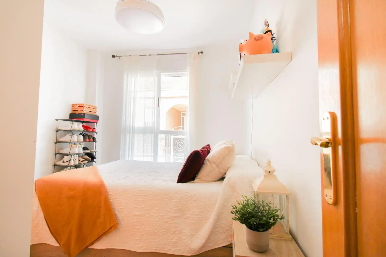 Schlafzimmer von Wohnung zum Verkauf in Benaguasil mit Klimaanlage und Alarm