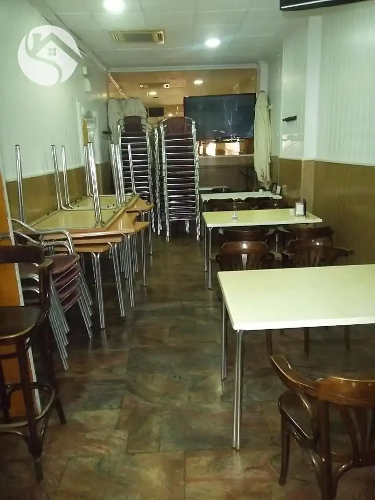 Commercial properties for sale in El Provencio    with Air Conditioner and Heating