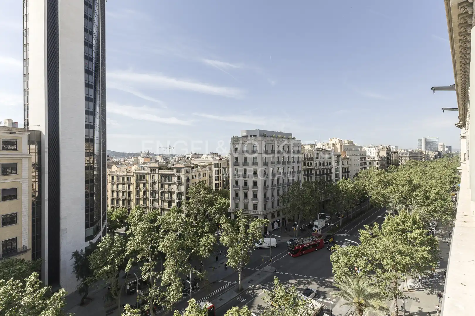 Exterior view of Office for rent in Barcelona  with Air Conditioner and Heating