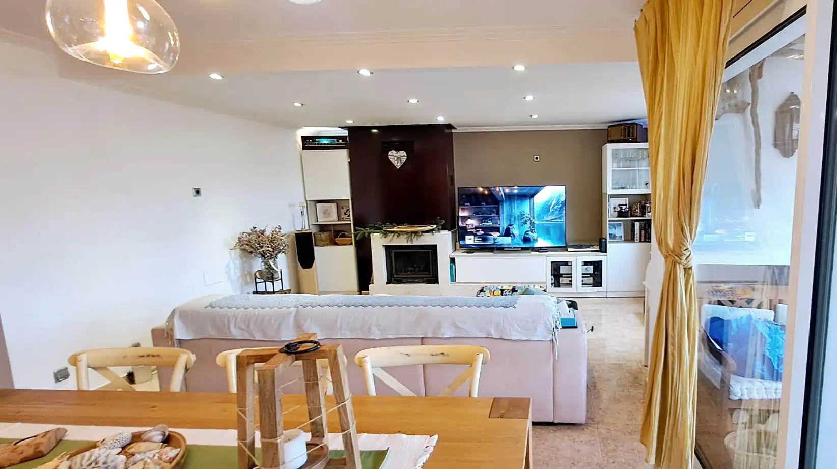 Sala de estar de Dúplex en venta en Malgrat de Mar con Aire acondicionado, Terraza y Amueblado
