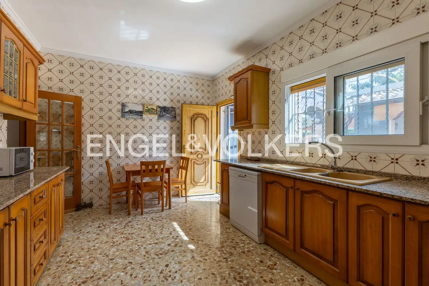 Cocina de Casa o chalet en venta en Dénia con Aire acondicionado, Calefacción y Jardín privado