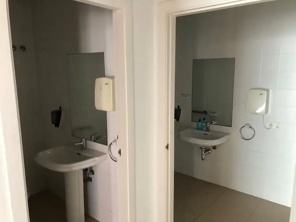 Local comercial de lloguer a Avenida Balsicas, imagen 7