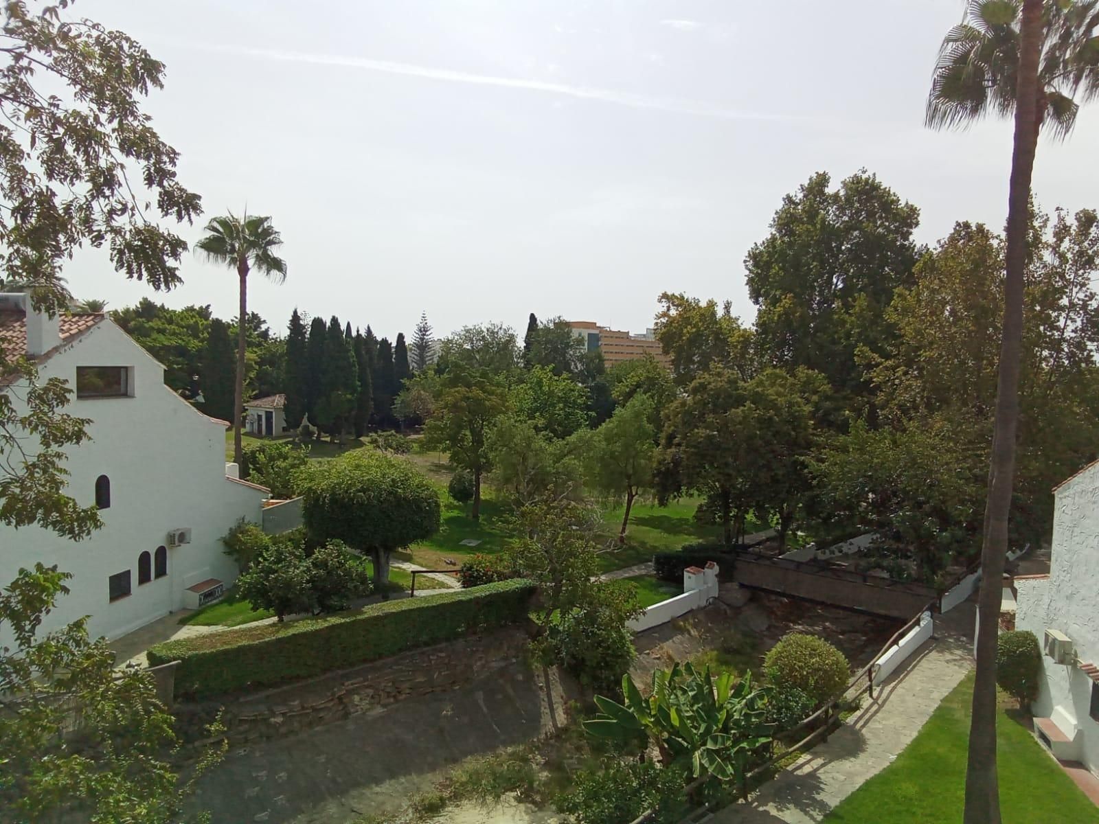 Garden of Single-family semi-detached for sale in Marbella  with Air Conditioner, Private garden and Terrace