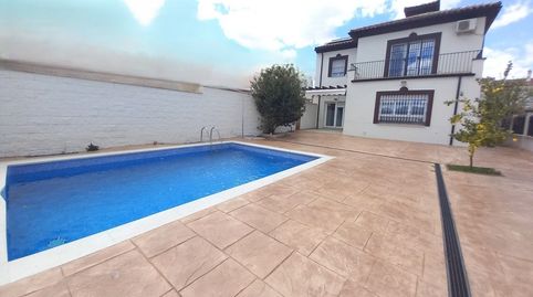 Chalet unifamiliar en urbanización