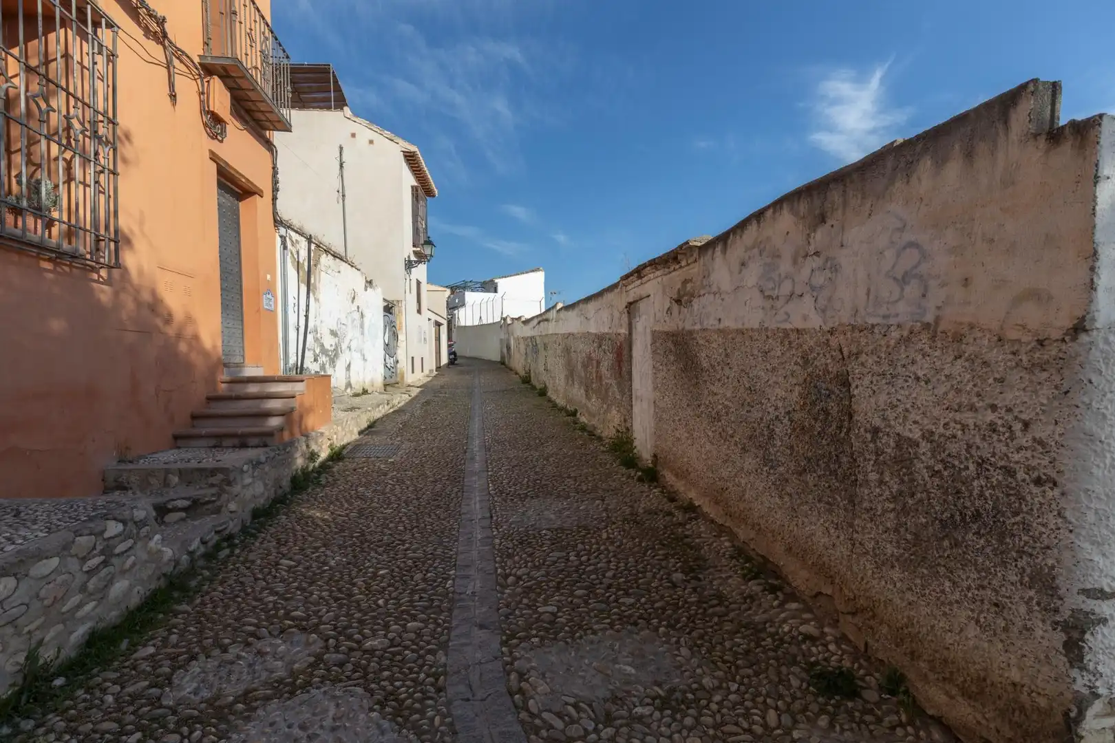 Vista exterior de Residencial en venda en Granada