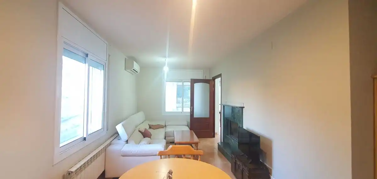Sala de estar de Casa o chalet en venta en Els Pallaresos con Aire acondicionado, Calefacción y Jardín privado