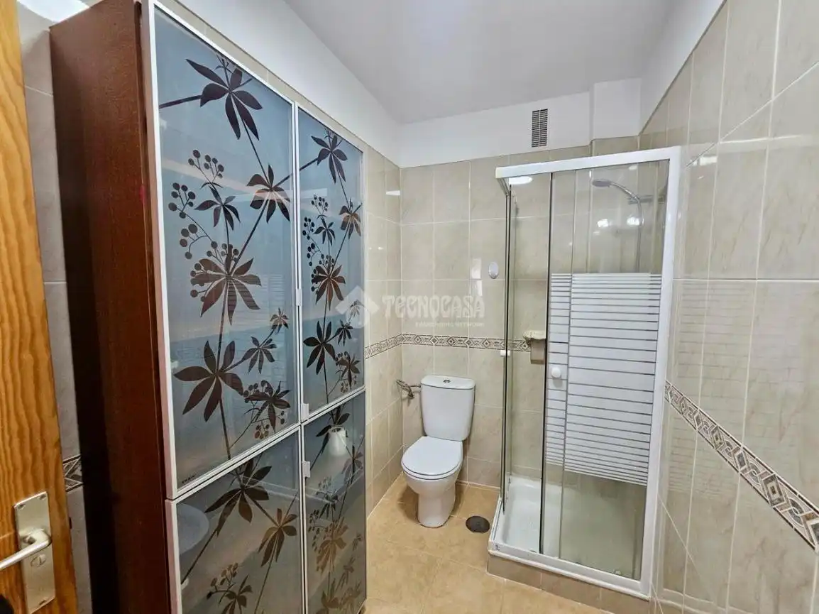 Baño de Piso en venta en Güímar con Balcón