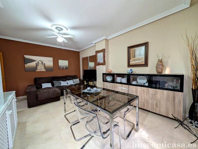 Casa-chalet en Venta en Fuente De La Golondrina en Zona Hospital