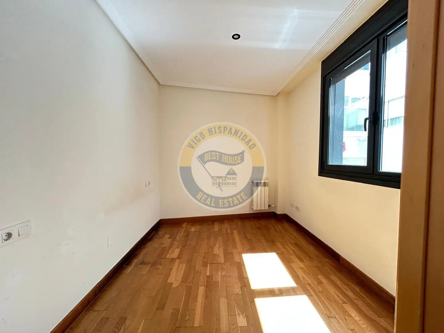 Apartments for sale in Vigo   with Heating and Storage room
