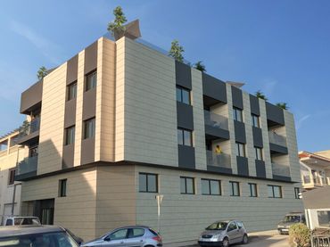 Apartment with pool for sale in Catral