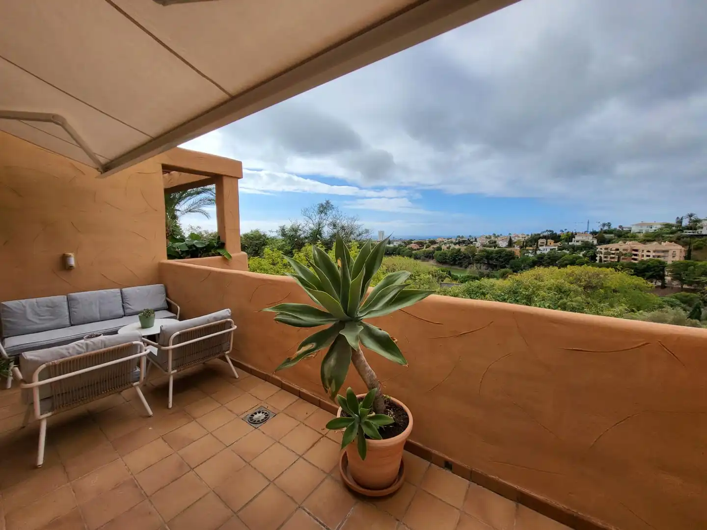 Apartment with pool to rent in Elviria - Cabopino, imagen 29