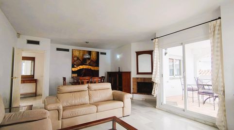 Foto 4 de Apartament en venda a Almogia-naranjos Marbella, 3, La Dama de Noche - La Alzambra, Marbella